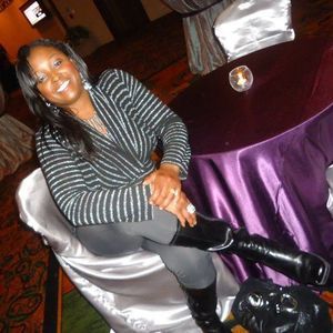 Meet your Posher, Regina